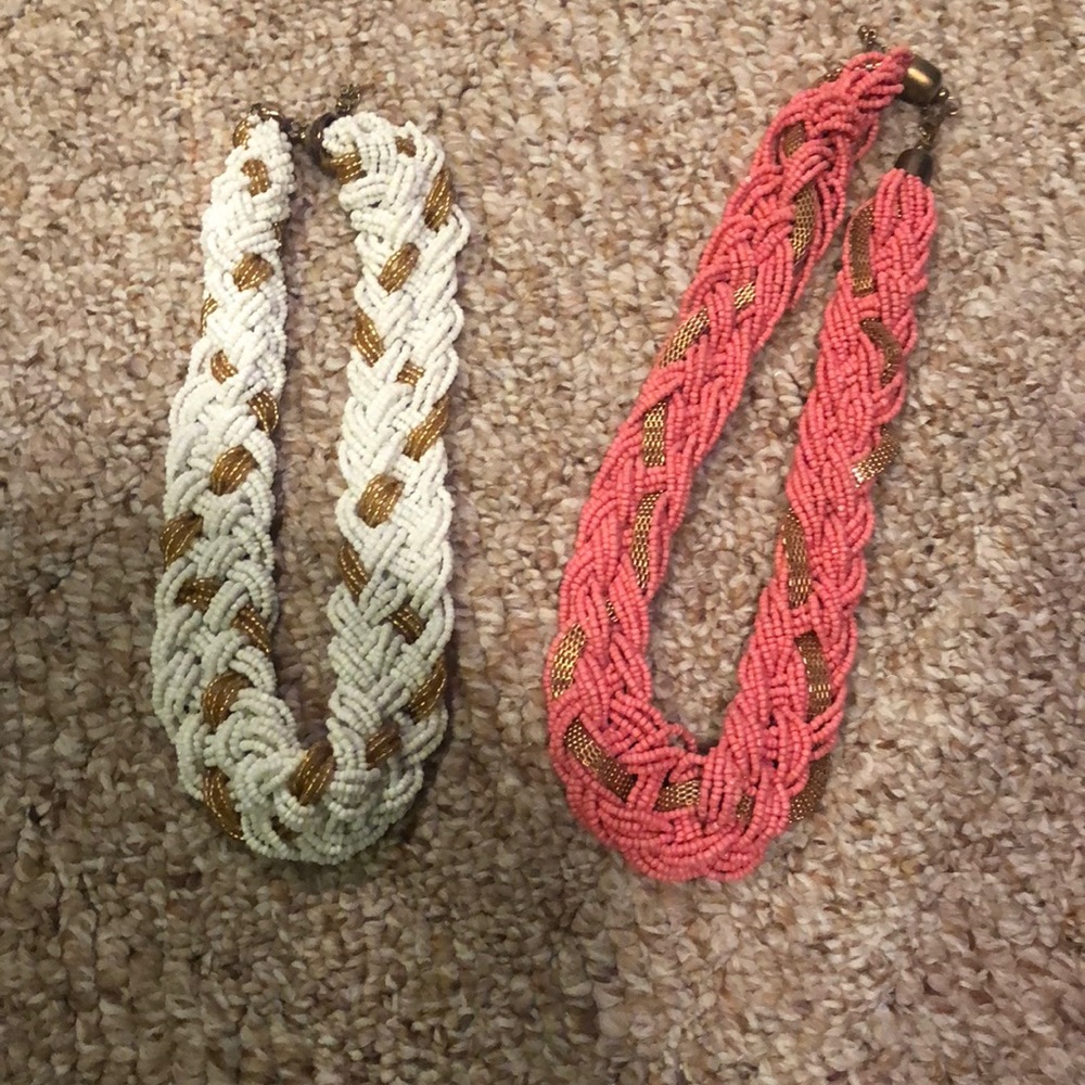 Women’s necklaces